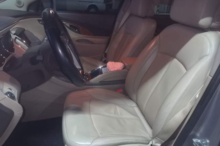 Used Buick LaCrosse 2011 2.4L SIDI Haoya Edition Left Front Seat