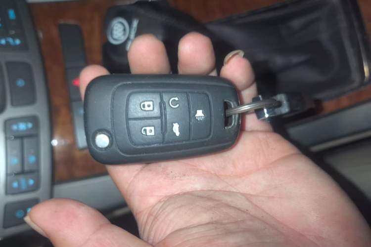 Used Buick LaCrosse 2011 2.4L SIDI Haoya Edition Vehicle Key