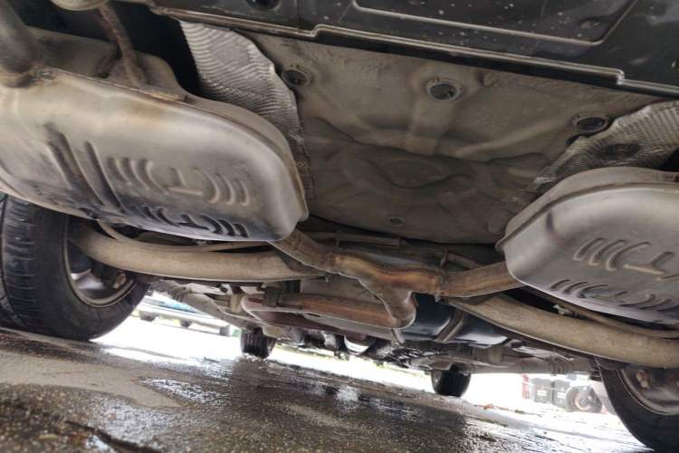 Used Buick LaCrosse 2011 2.4L SIDI Haoya Edition Chassis Rear