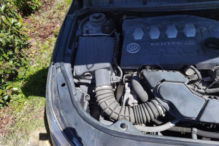Used Buick LaCrosse 2011 2.4L SIDI Haoya Edition Engine Bay Right