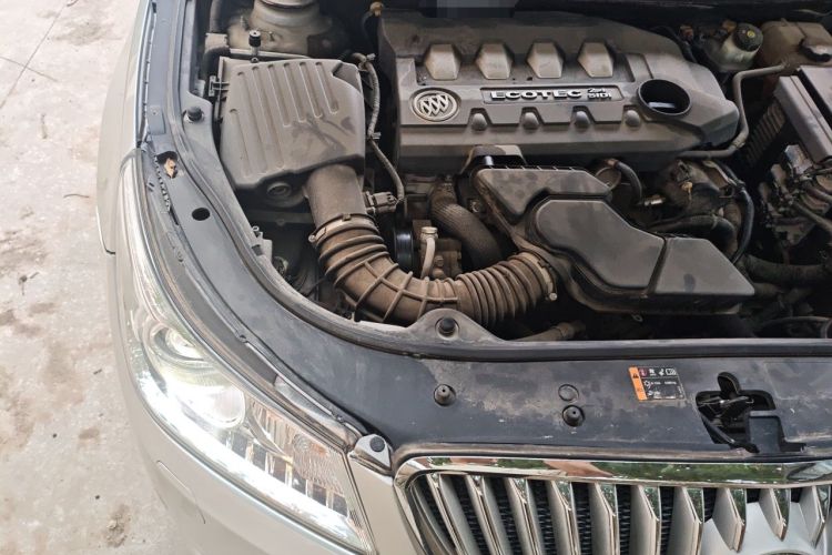 Used Buick LaCrosse 2011 2.4L SIDI Haoya Edition Engine Bay Right