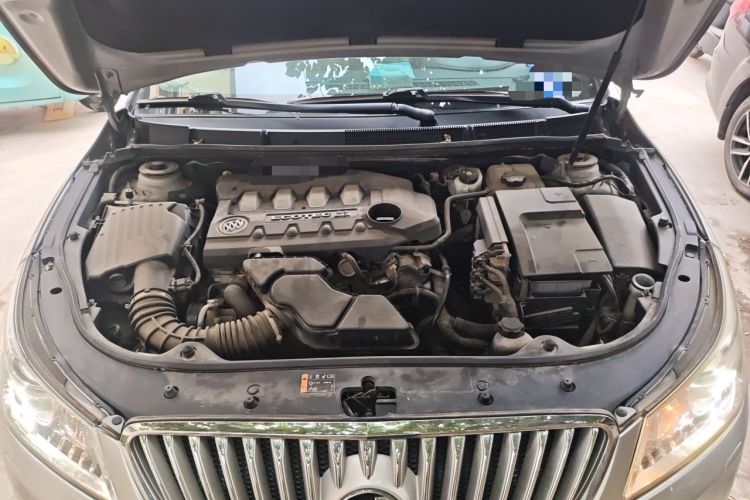 Used Buick LaCrosse 2011 2.4L SIDI Haoya Edition Engine Bay