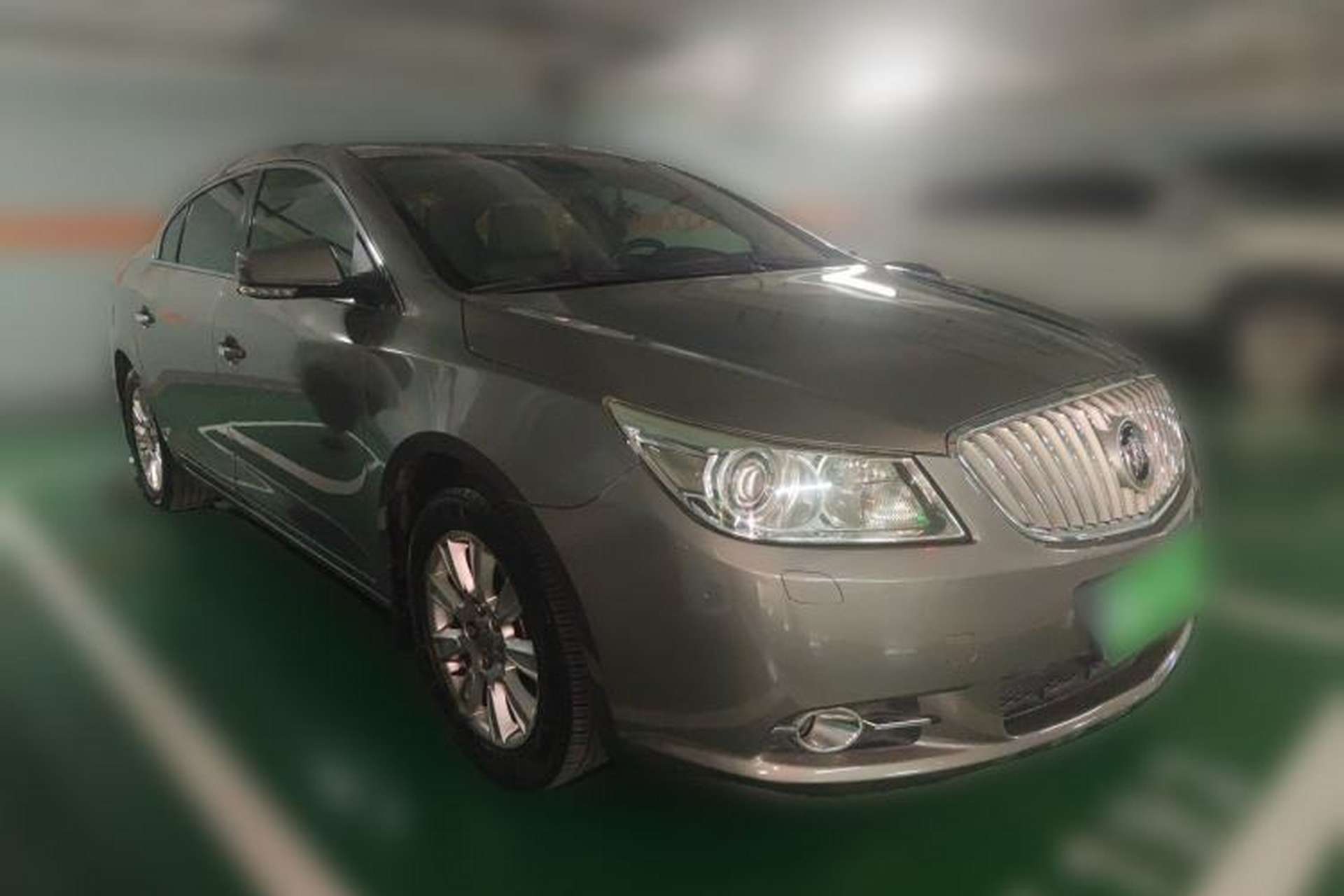 Used Buick LaCrosse 2011 2.4L SIDI Haoya Edition Front Right 45 Deg