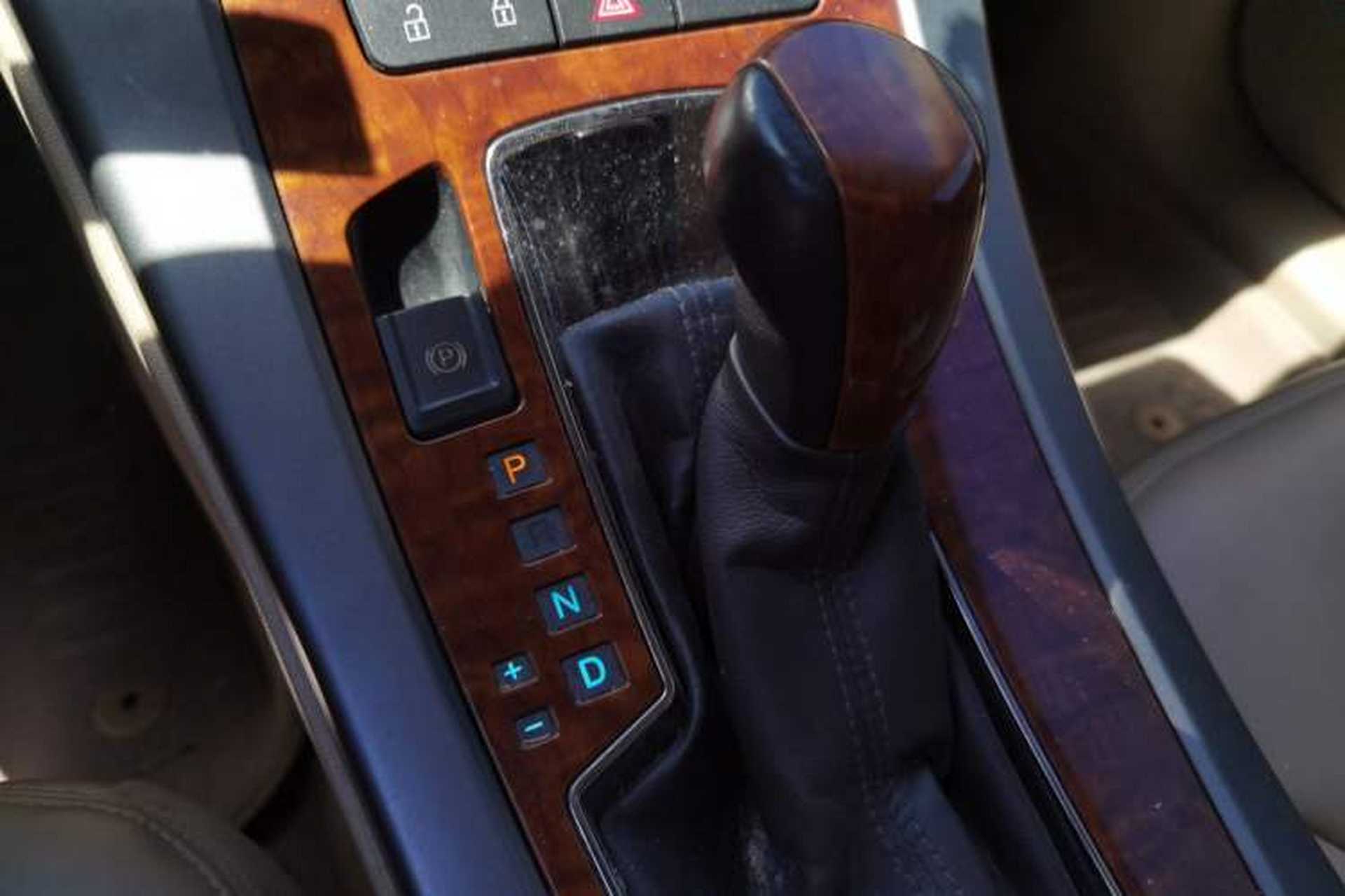 Used Buick LaCrosse 2011 2.4L SIDI Haoya Edition Gear Lever