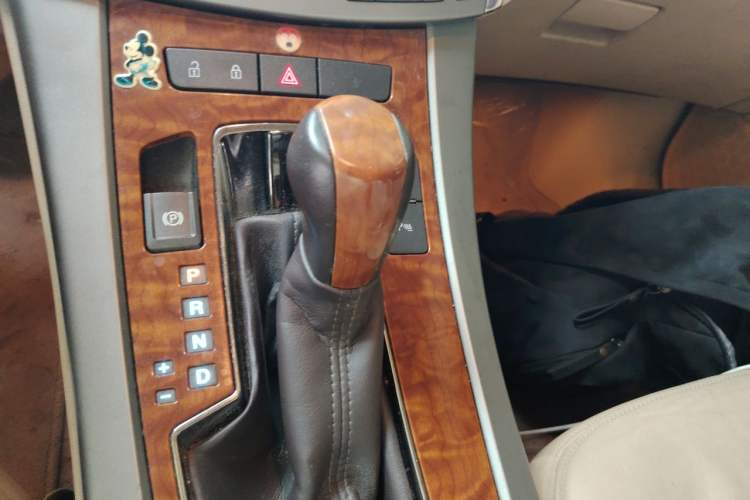 Used Buick LaCrosse 2011 2.4L SIDI Haoya Edition Gear Lever