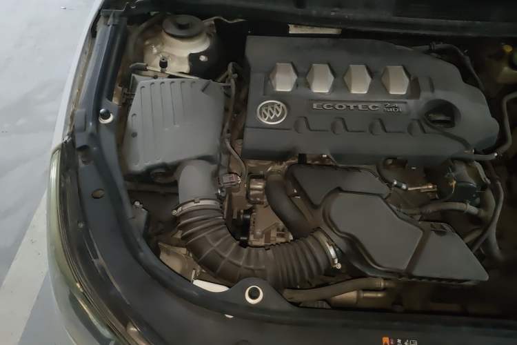 Used Buick LaCrosse 2011 2.4L SIDI Haoya Edition Engine Bay Right
