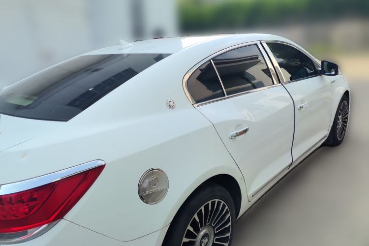 Used Buick LaCrosse 2011 2.4L SIDI Comfort Edition Rear Right 45 Deg