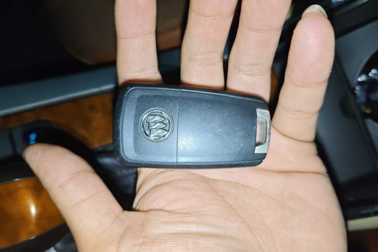 Used Buick LaCrosse 2011 2.4L SIDI Haoya Edition Vehicle Key
