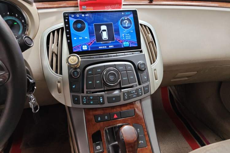 Used Buick LaCrosse 2011 2.4L SIDI Elegant Edition Audio And AC Panel