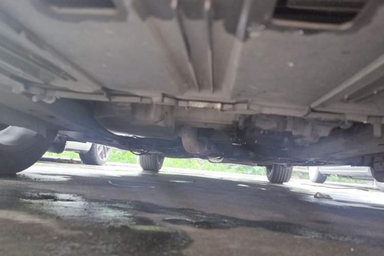 Used Buick LaCrosse 2011 2.4L SIDI Haoya Edition Chassis Front