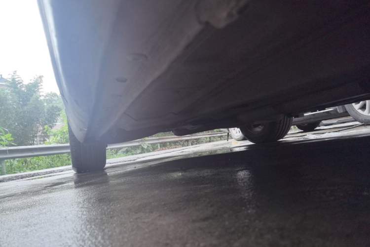 Used Buick LaCrosse 2011 2.4L SIDI Haoya Edition Chassis Front Right