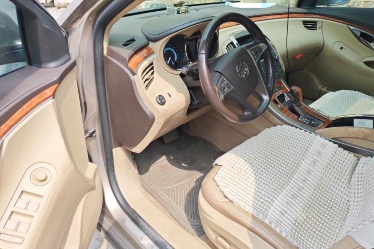 Used Buick LaCrosse 2011 2.4L SIDI Haoya Edition Driver Seat