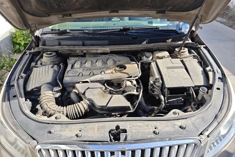 Used Buick LaCrosse 2011 2.4L SIDI Haoya Edition Engine Bay