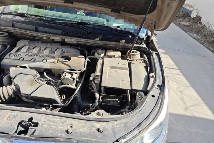 Used Buick LaCrosse 2011 2.4L SIDI Haoya Edition Engine Bay Left