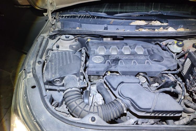 Used Buick LaCrosse 2011 2.4L SIDI Haoya Edition Engine Bay Right