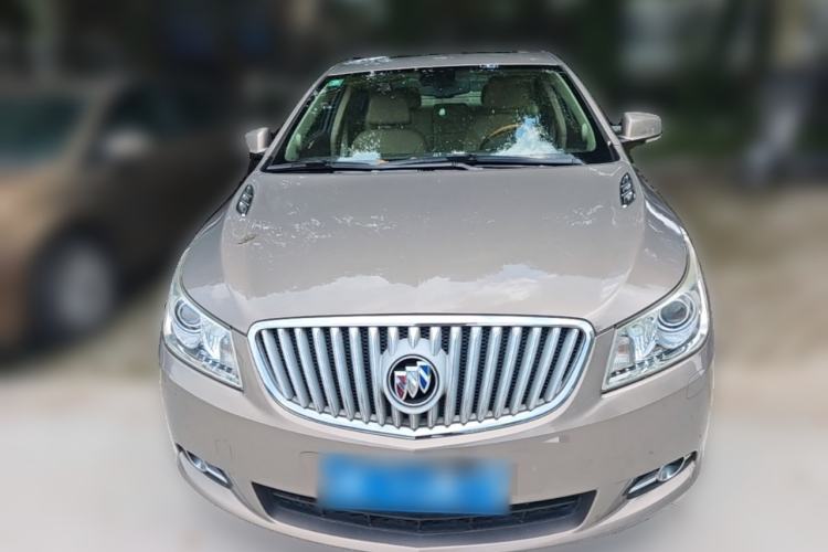Used Buick LaCrosse 2011 2.4L SIDI Luxury Edition Front