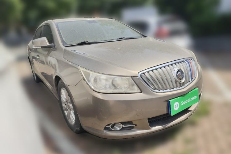 Used Buick LaCrosse 2011 2.4L SIDI Elegant Edition Front Right 45 Deg