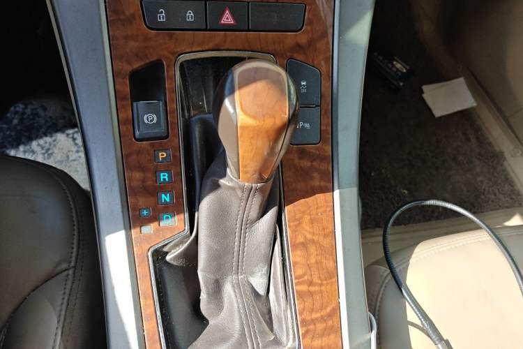 Used Buick LaCrosse 2011 2.4L SIDI Haoya Edition Gear Lever