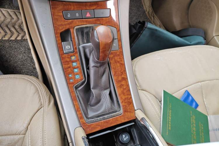 Used Buick LaCrosse 2011 eAssist 2.4L Elegance Edition Gear Lever