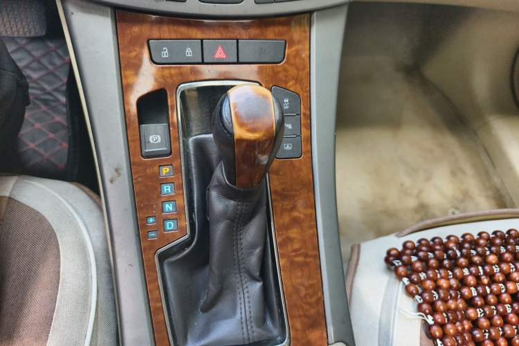 Used Buick LaCrosse 2011 2.4L SIDI Luxury Edition Gear Lever