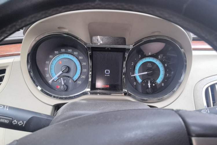 Used Buick LaCrosse 2011 2.4L SIDI Haoya Edition Instrument Cluster