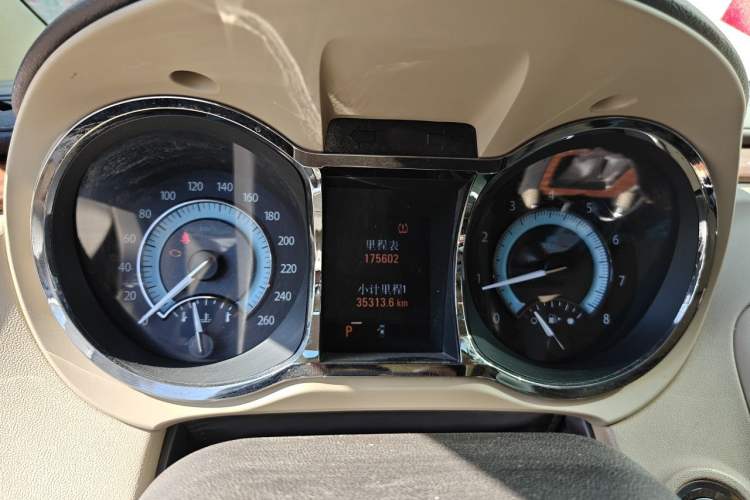 Used Buick LaCrosse 2011 2.4L SIDI Haoya Edition Instrument Cluster