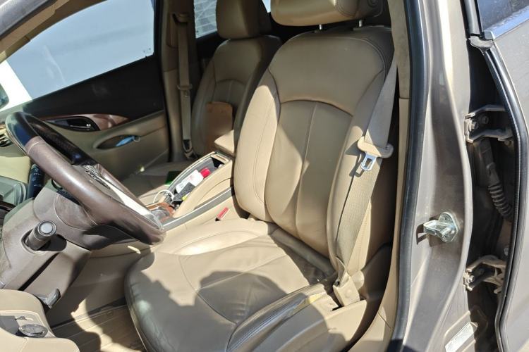 Used Buick LaCrosse 2011 2.4L SIDI Haoya Edition Left Front Seat