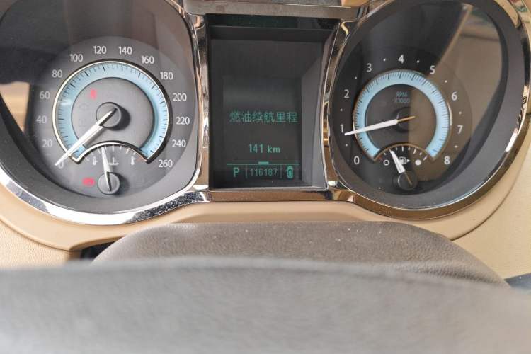 Used Buick LaCrosse 2011 eAssist 2.4L Elegance Edition Odometer Close Up