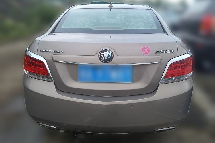 Used Buick LaCrosse 2011 2.4L SIDI Elegant Edition Rear