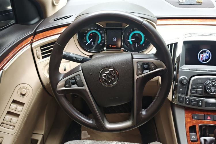Used Buick LaCrosse 2011 2.4L SIDI Haoya Edition Steering Wheel