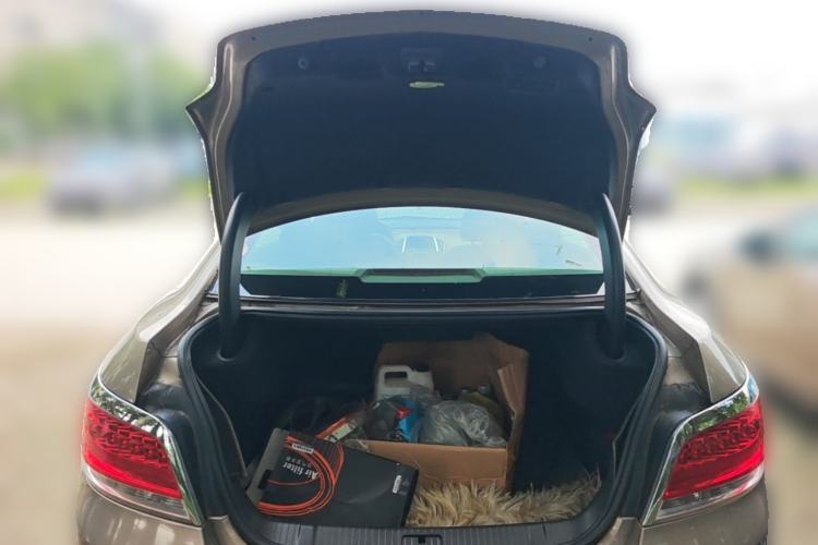 Used Buick LaCrosse 2011 2.4L SIDI Luxury Edition Trunk