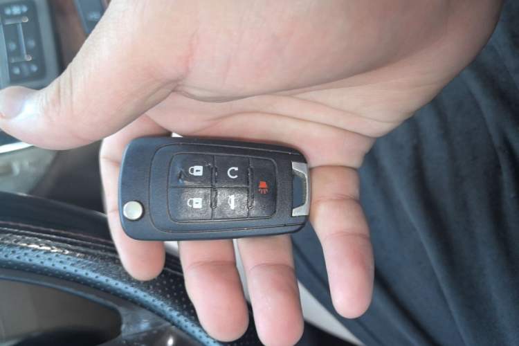 Used Buick LaCrosse 2011 2.4L SIDI Haoya Edition Vehicle Key