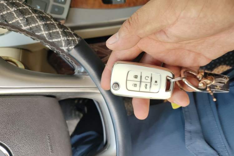 Used Buick LaCrosse 2011 2.4L SIDI Elegant Edition Vehicle Key