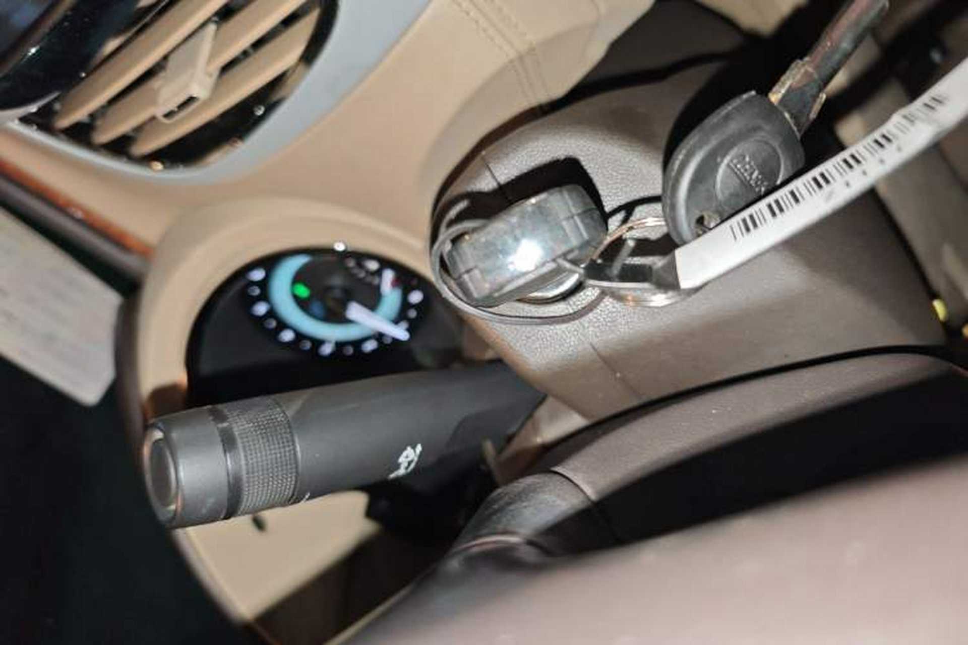 Used Buick LaCrosse 2011 2.4L SIDI Elegant Edition Vehicle Key