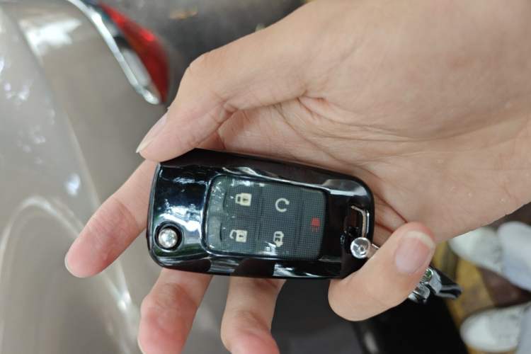 Used Buick LaCrosse 2011 2.4L SIDI Elegant Edition Vehicle Key