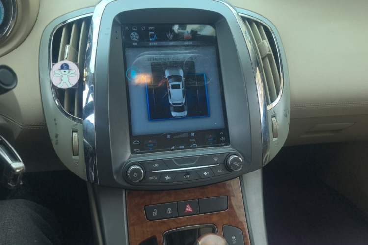 Used Buick LaCrosse 2012 2.4L SIDI Elegant Edition Audio And AC Panel