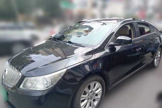 Ojetý Buick LaCrosse 2012 2.4L SIDI Haoya Edition