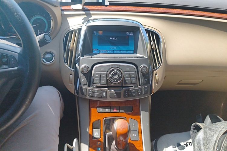 Used Buick LaCrosse 2012 2.4L SIDI Haoya Edition Audio And AC Panel