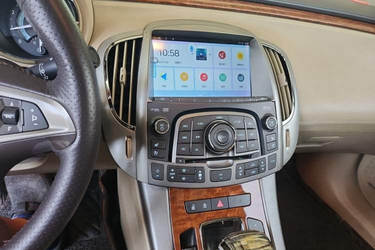 Used Buick LaCrosse 2012 2.4L SIDI Luxury Edition Audio And AC Panel