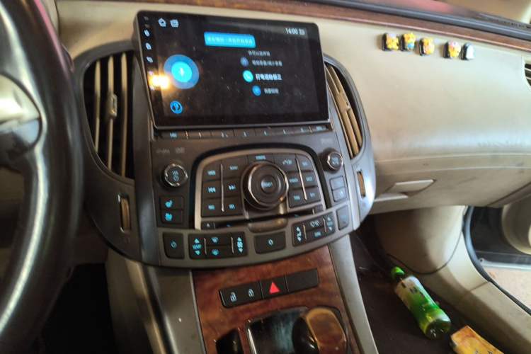 Used Buick LaCrosse 2012 2.4L SIDI Luxury Edition Audio And AC Panel
