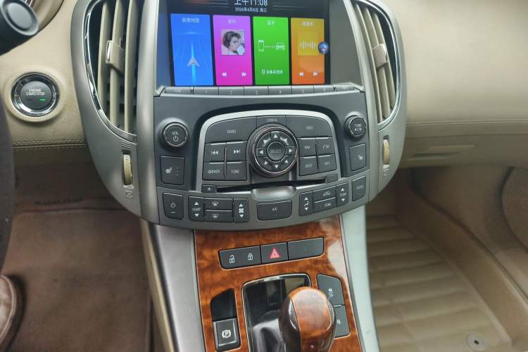 Used Buick LaCrosse 2012 2.4L SIDI Haoya Edition Audio And AC Panel