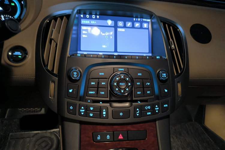 Used Buick LaCrosse 2012 2.4L SIDI Haoya Edition Audio And AC Panel