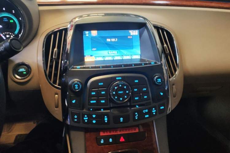 Used Buick LaCrosse 2012 2.4L SIDI Haoya Edition Audio And AC Panel