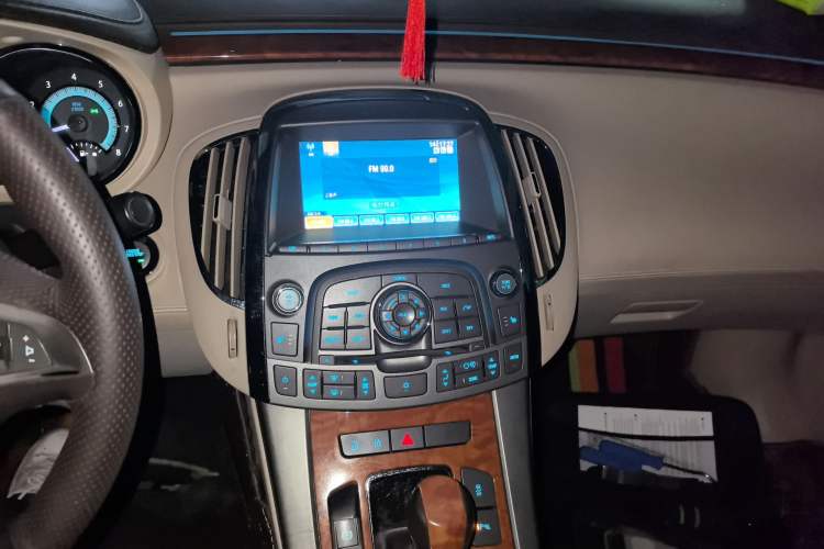 Used Buick LaCrosse 2012 2.4L SIDI Haoya Edition Audio And AC Panel