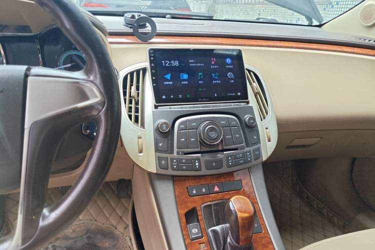 Used Buick LaCrosse 2012 2.4L SIDI Elegant Edition Audio And AC Panel