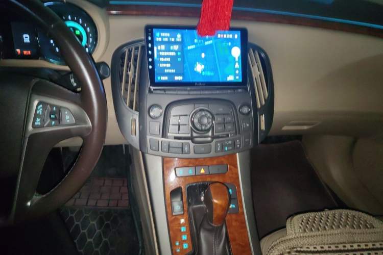Used Buick LaCrosse 2012 2.4L SIDI Elegant Edition Audio And AC Panel