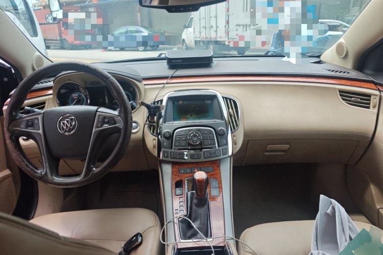 Used Buick LaCrosse 2012 2.4L SIDI Haoya Edition Center Console