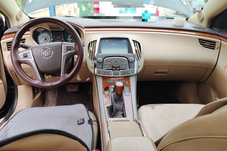 Used Buick LaCrosse 2012 2.4L SIDI Haoya Edition Center Console