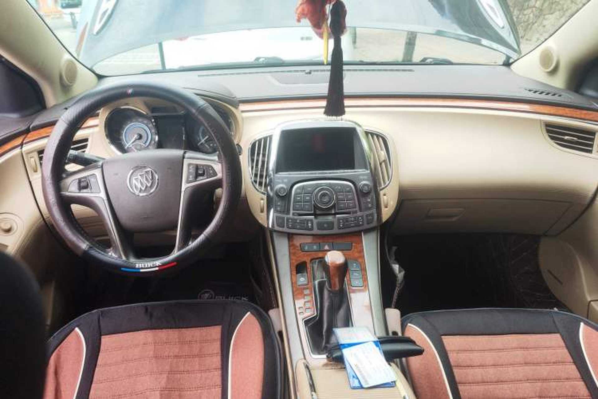 Used Buick LaCrosse 2012 2.4L SIDI Luxury Edition Center Console