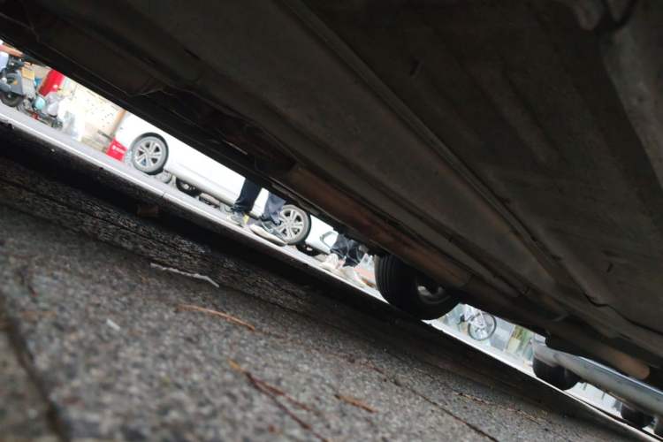 Used Buick LaCrosse 2012 2.4L SIDI Elegant Edition Chassis Front Left